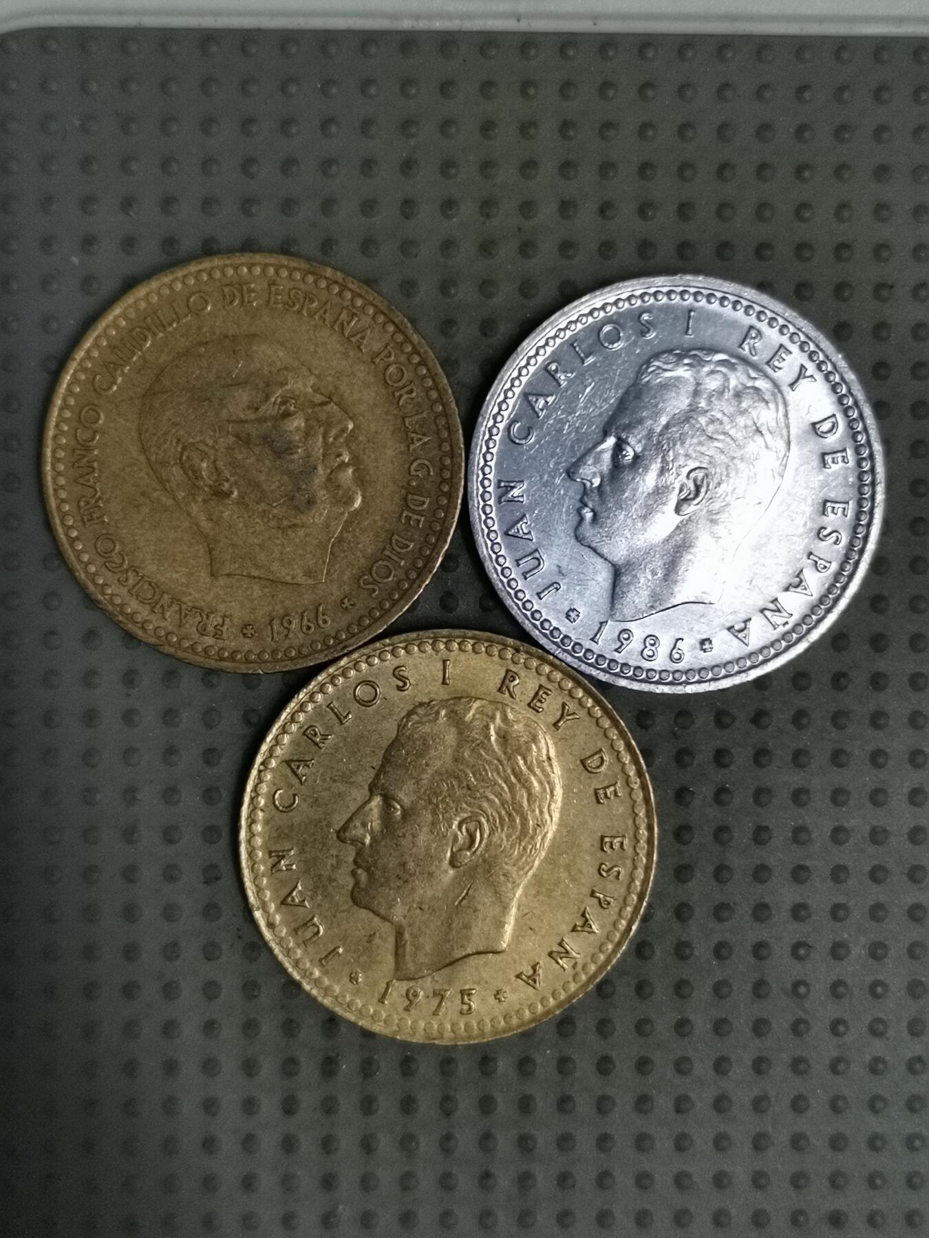 2025年第131场各国散币拍卖（总第131场） 西班牙1比塞塔3枚