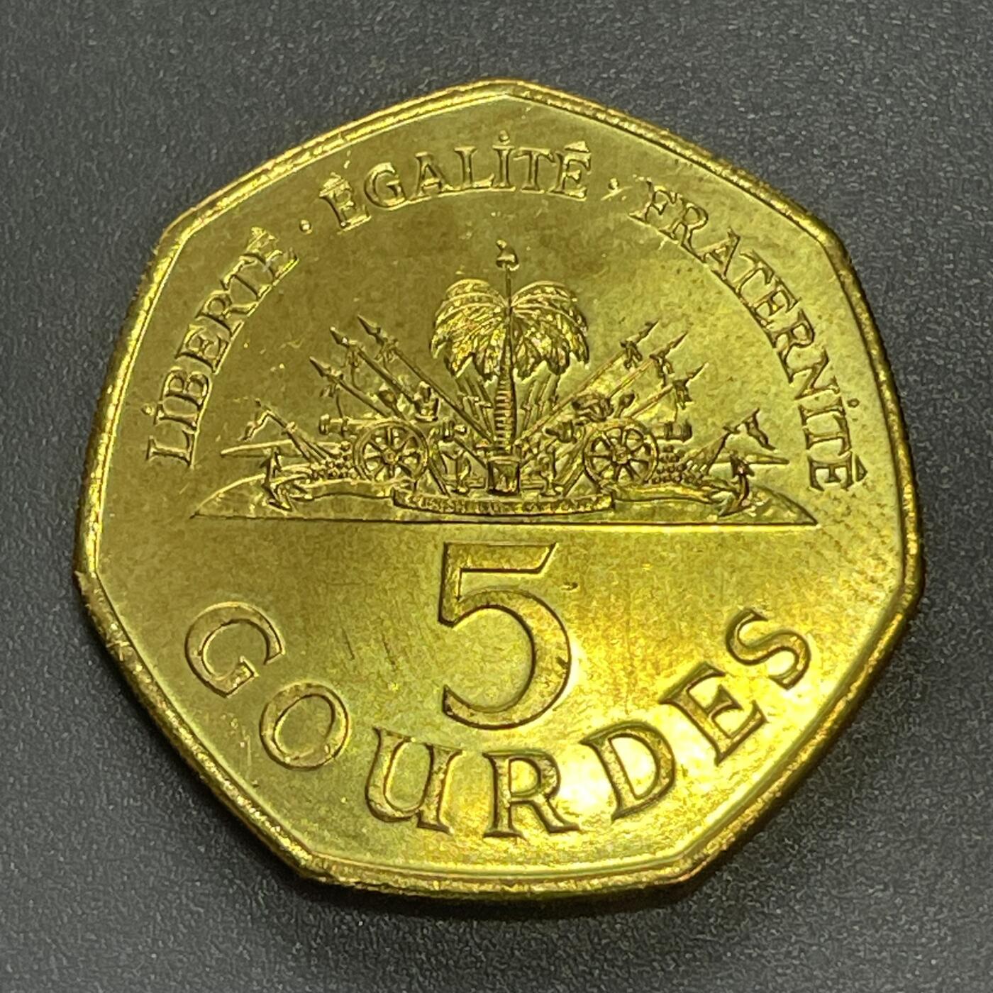 回流1208 海地1995年7边形5古德纪念币 海地历史人物群像（独立运动领袖）