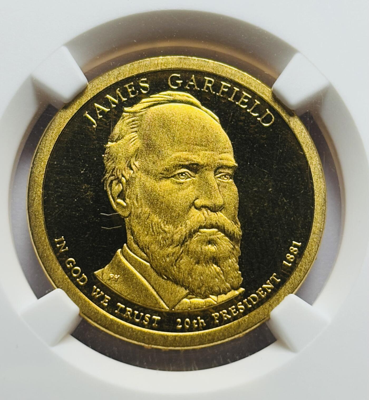 文馨钱币收藏第 283 场，【大雪鉴珍，寒英缀金】金银纪念币精品场，诚邀您的参与【长期接代拍品】 2011 年美国总统詹姆斯加菲尔德 1 美元精制币 NGC 评级 PF67 分