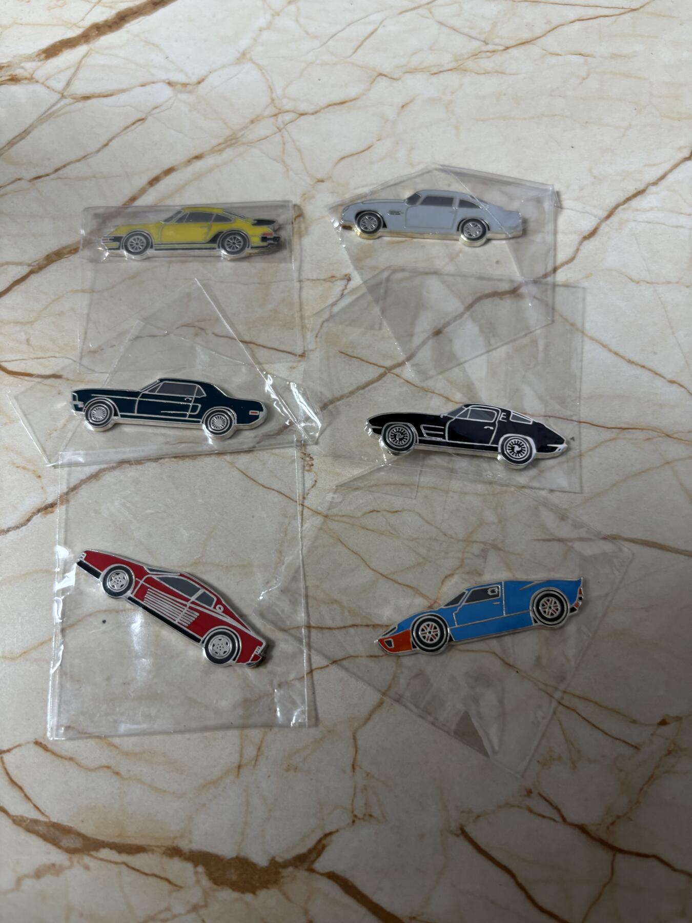 第184期拍卖 获奖币索马里2010年世界名车异形彩色纪念币6枚，世界上最美的25种硬币之一