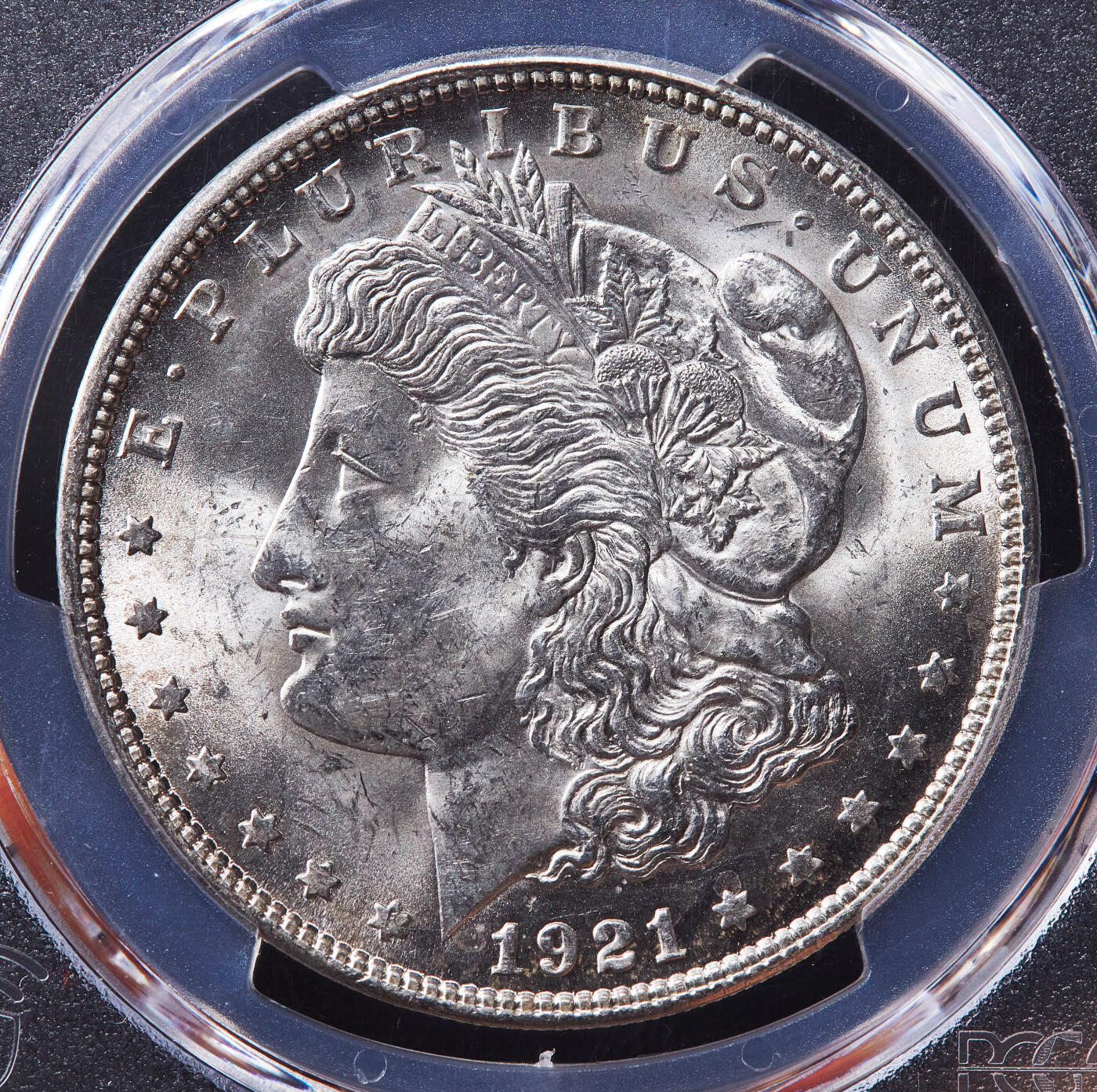 【俄甄集藏】2025年(045)12-03 星期三 晚 19:30 全场包邮 美国1921年摩根1美元大银币，PCGS MS64，转光品相