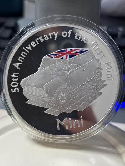 第184期拍卖 - 奥尔德尼2009年Mini迷你汽车50周年5盎司彩色银币，925银，发行500枚银价2086【原价3800】