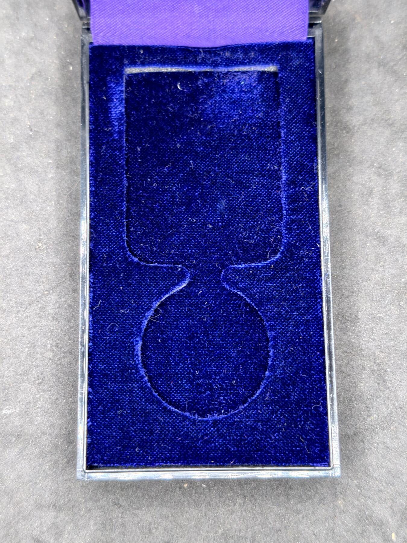 凯旋世界勋赏（第20期）（欢迎送拍）（对拍品有疑问请询问客服，不接受到手刀，出价默认拍品品相。请认真阅读拍卖规则！出价默认已认可！）（收到货请录制开箱视频，无视频概不处理问题。） 大东亚从军空盒