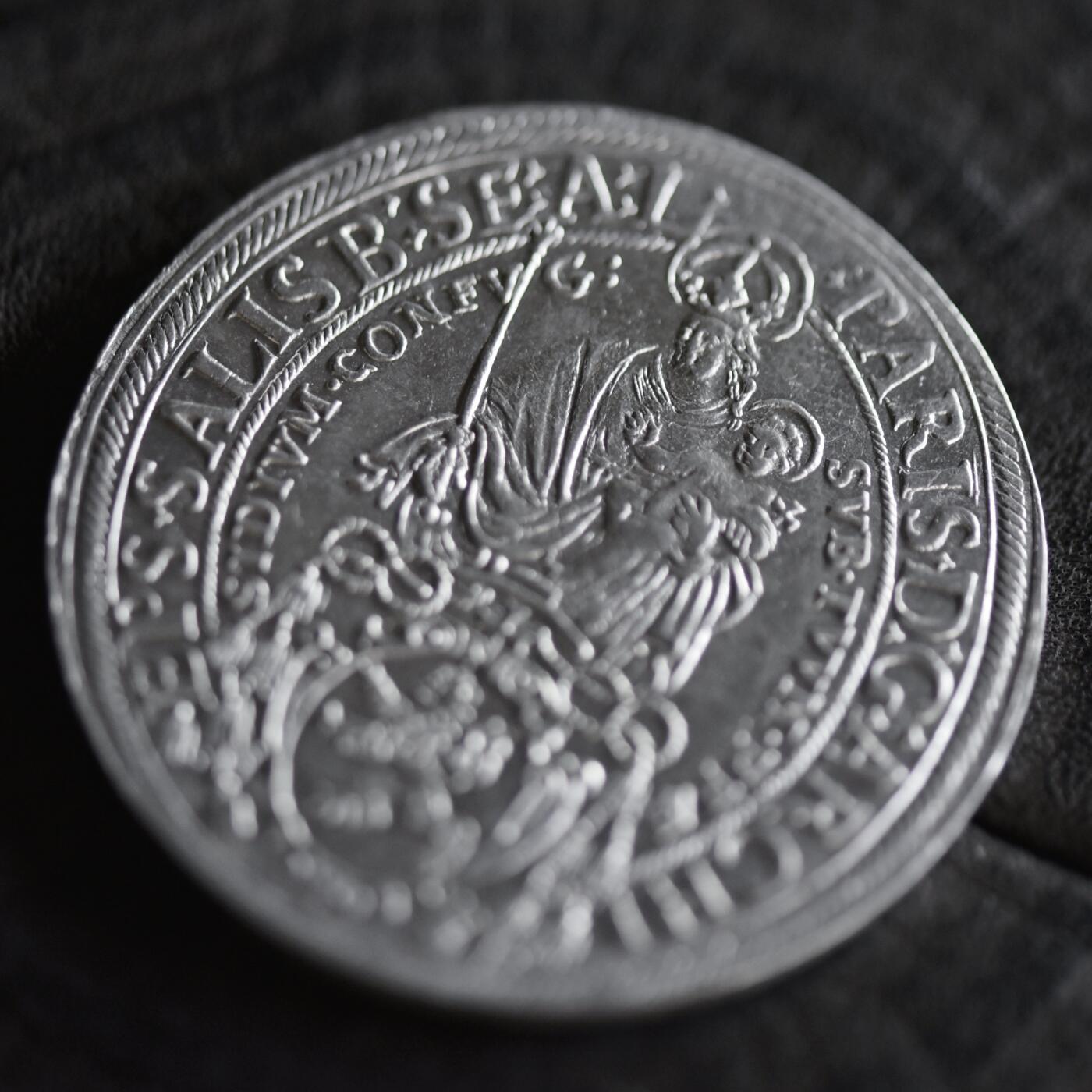 【良泉】【2025年最后一场】12月18日晚19.30点开拍！188组【直播场】西方古代钱币、丝路杂项、印章！ 【藏家出品B】1623年【近未流通】【萨尔茨堡】圣母抱子主教大泰勒，状态细节均一流，28.88克