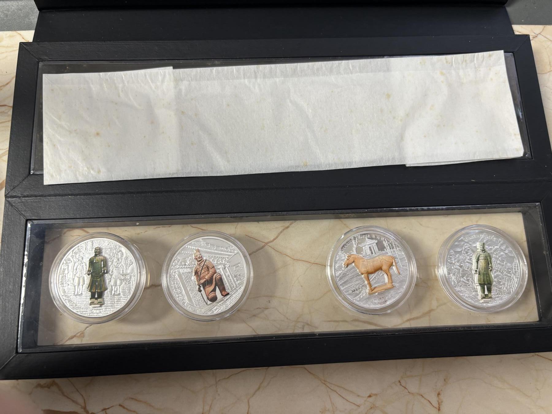 第184期拍卖 老挝2009年兵马俑3D立体镶嵌彩色精制纪念银币4枚，925银，1盎司*4.发行2000套