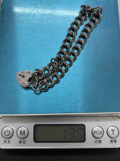 文馨钱币收藏第 283 场，【大雪鉴珍，寒英缀金】金银纪念币精品场，诚邀您的参与【长期接代拍品】 - 欧洲回流 13.6 克爱心银链