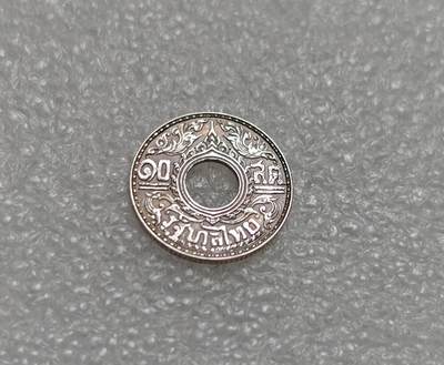 瓶子🏺第219期拍卖会 -  1940年泰国10萨当中孔银币  带光品