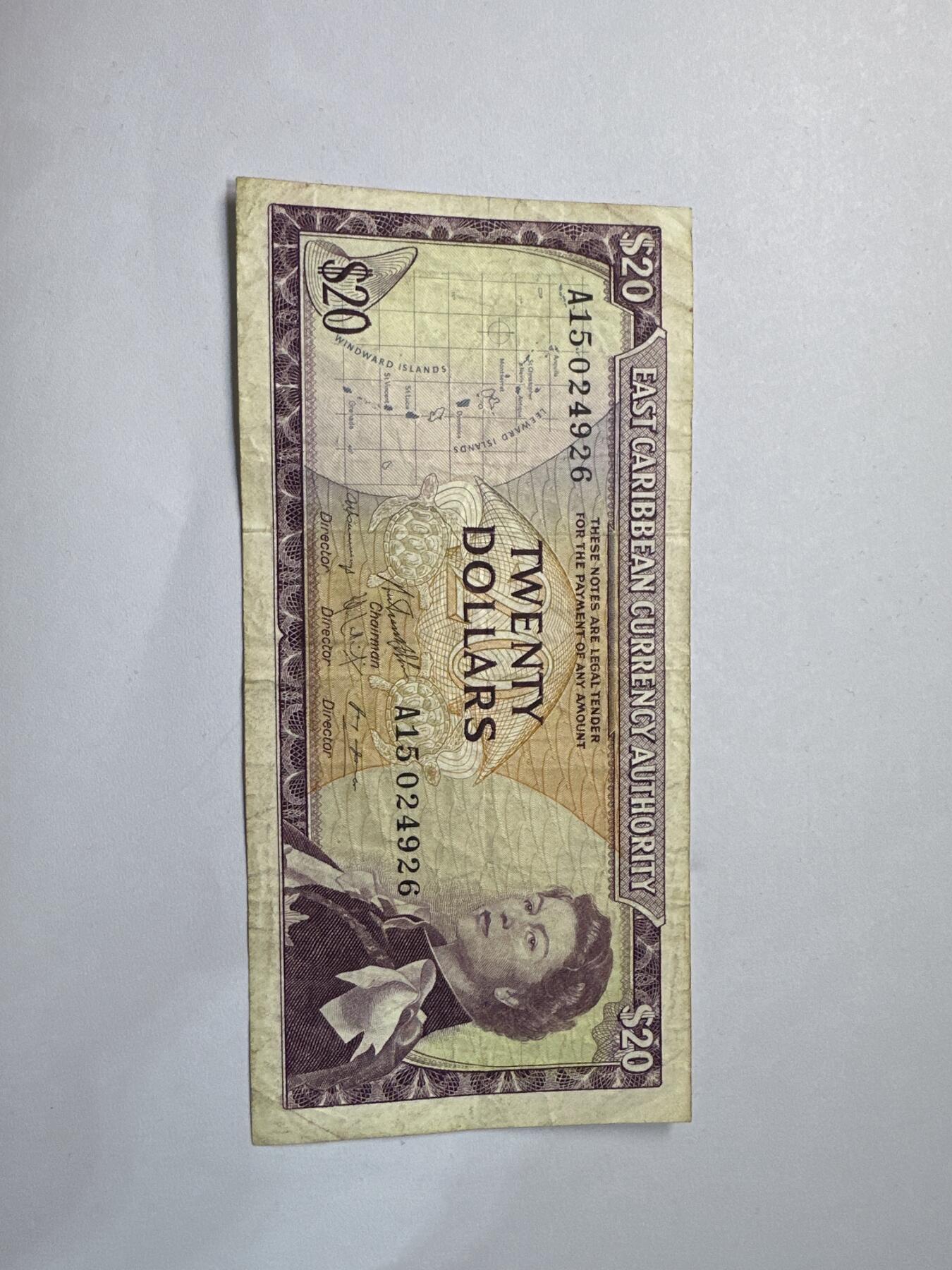 12.5纸币专场 东英属东加勒比1965年20元 A冠