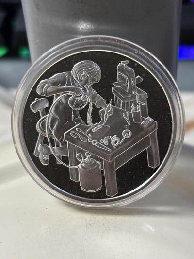 第184期拍卖 - 奥地利1998年传统工艺系列银匠500先令精制银币，少许氧化，925银，22.2克，发行50000枚