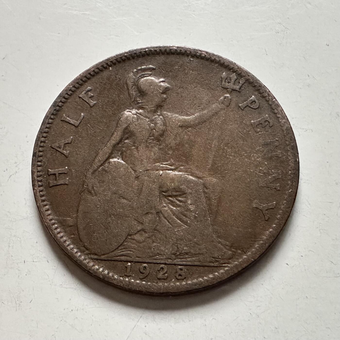 🌹外币初藏🌹🐯2025年第136场  每周二四六晚8️⃣点 接代拍 英国1928年1/2便士 a