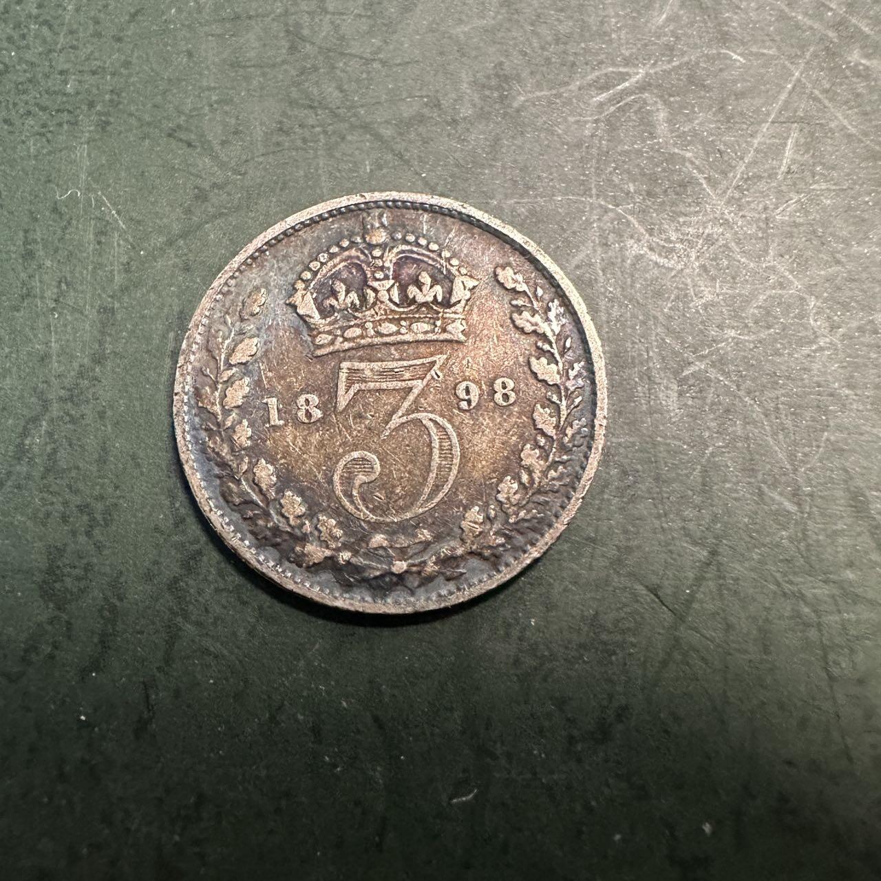 蒂克钱币-第49场 外国硬币散币场 英国1898年 3先令濯足银币