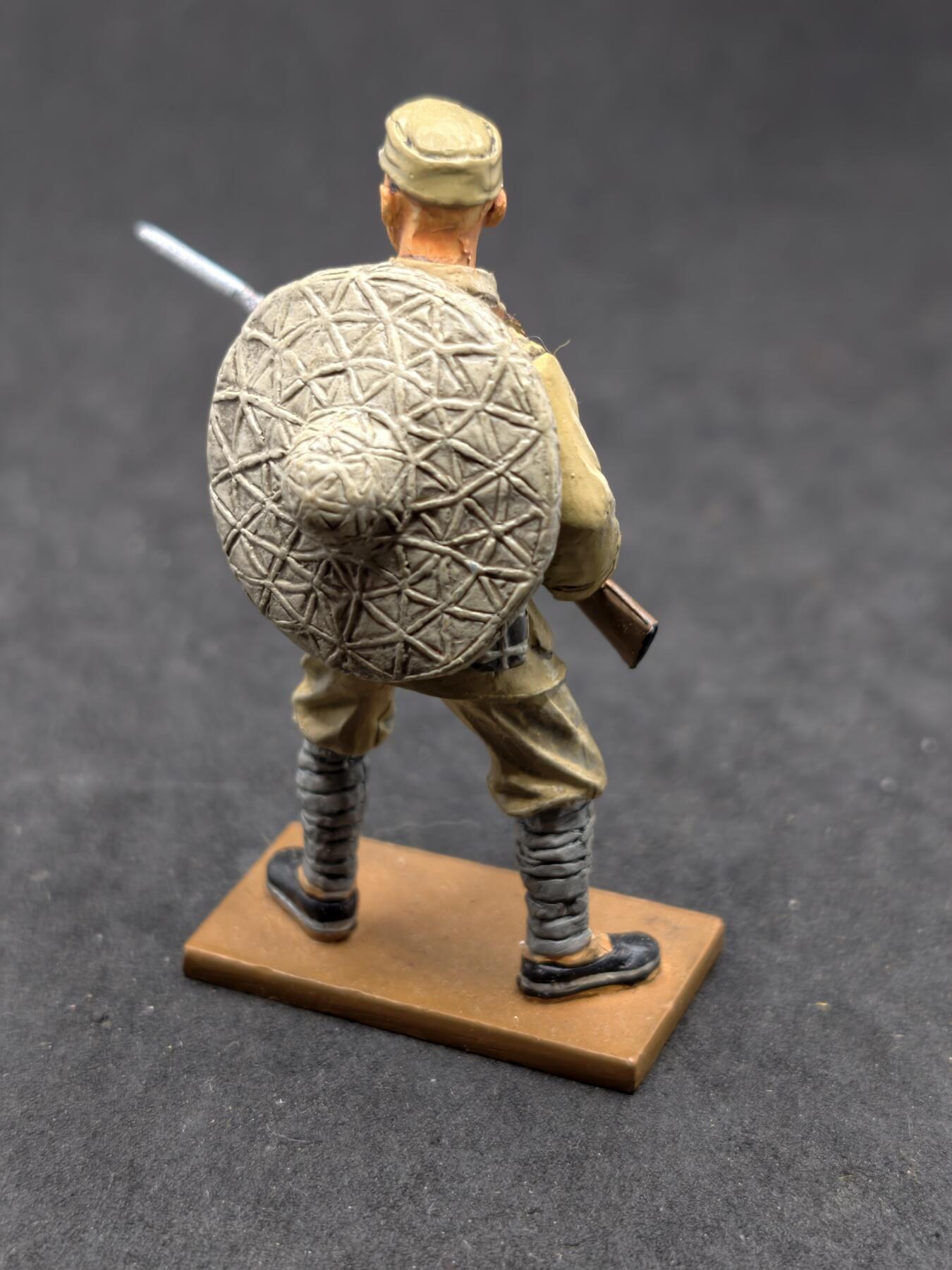 凯旋世界勋赏（第20期）（欢迎送拍）（对拍品有疑问请询问客服，不接受到手刀，出价默认拍品品相。请认真阅读拍卖规则！出价默认已认可！）（收到货请录制开箱视频，无视频概不处理问题。） Del Prado品牌的中国人民解放军士兵微缩人偶