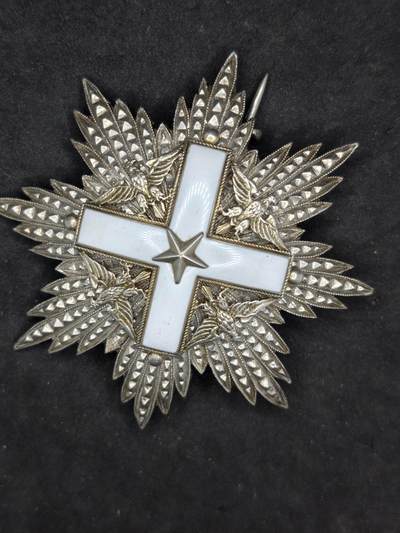 凯旋世界勋赏（第20期）（欢迎送拍）（对拍品有疑问请询问客服，不接受到手刀，出价默认拍品品相。请认真阅读拍卖规则！出价默认已认可！）（收到货请录制开箱视频，无视频概不处理问题。） - 意大利共和国勋章星芒银制打银标