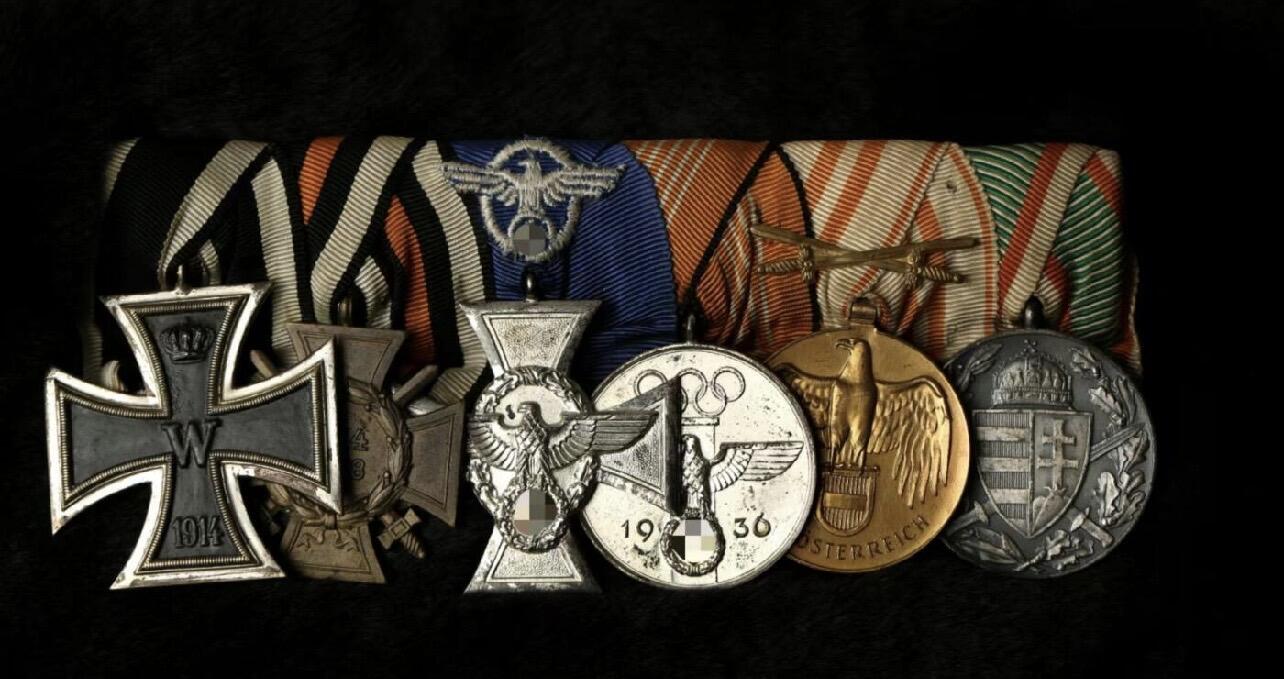 勋章专场 德国1936柏林奥运会奖章与二级铁十字勋章礼服挂六联排，该联排二级铁十字勋章为非常少见的aws产二战制造的一战二级铁十字勋章