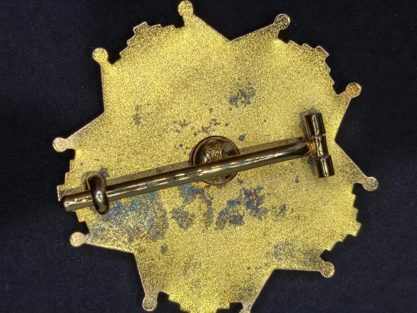 凯旋世界勋赏（第20期）（欢迎送拍）（对拍品有疑问请询问客服，不接受到手刀，出价默认拍品品相。请认真阅读拍卖规则！出价默认已认可！）（收到货请录制开箱视频，无视频概不处理问题。） 巴西南十字大十字星芒银制