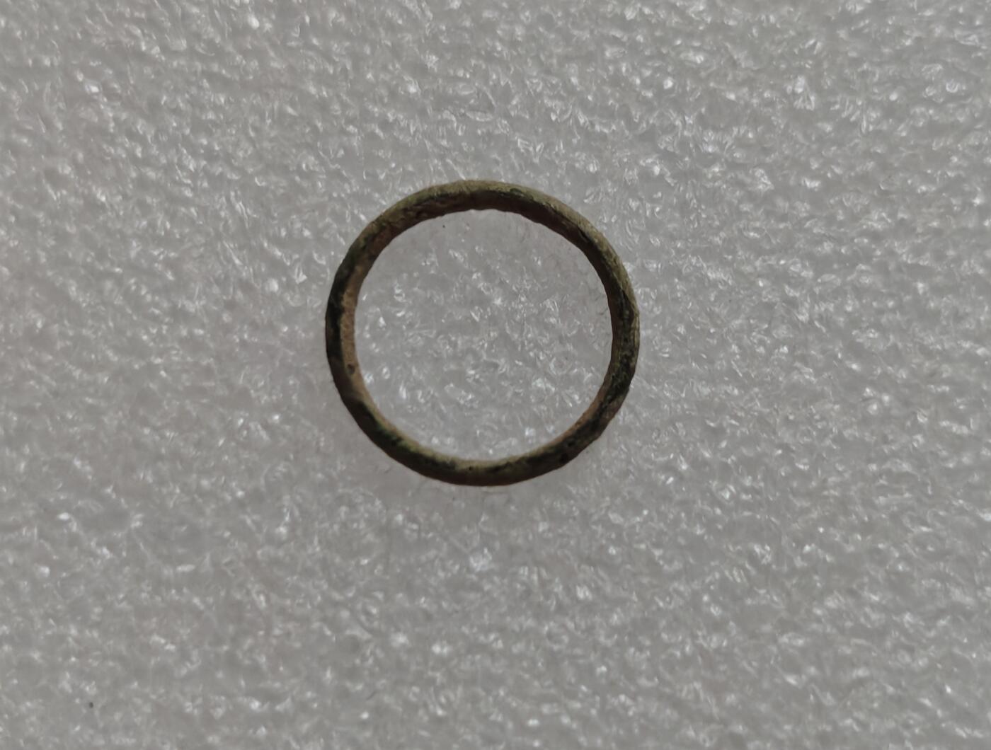 瓶子🏺第219期拍卖会  公元前6-前5世纪凯尔特人铜圈币