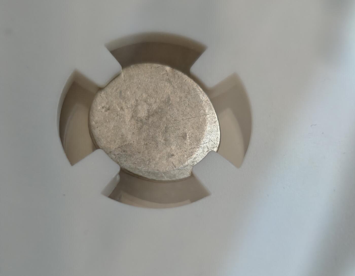 瓶子🏺第219期拍卖会   1847-1860年 柬埔寨金边王朝 安东国王时期 柬埔寨红鸟 2佩银币