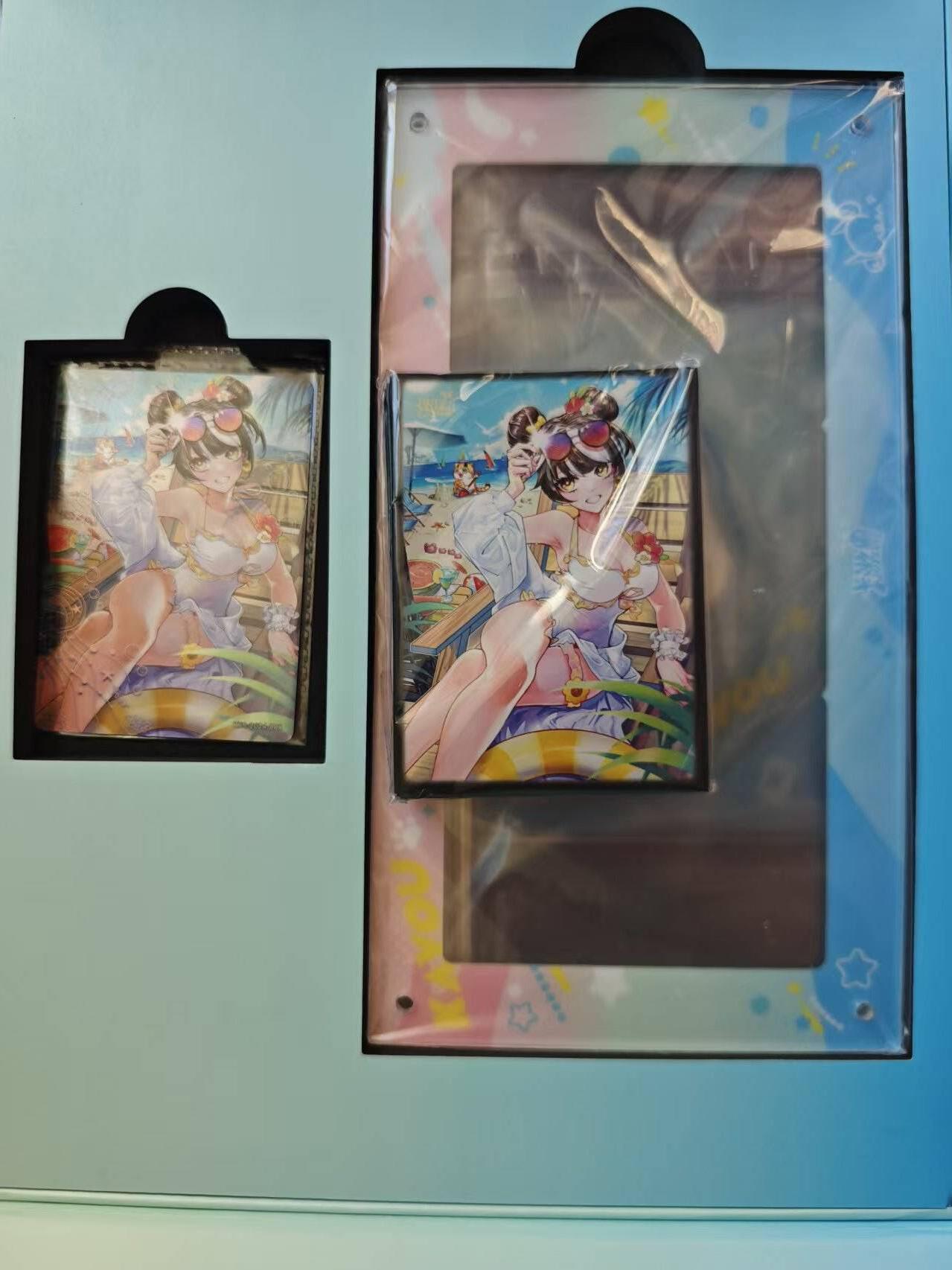 龙虎卡牌六六场 （无佣金，周六结拍，欢迎送拍） 卡游 盛夏潮玩大礼盒（仅开盒拍照 内含:一张卡 两宫卡册 三连卡砖 卡套）