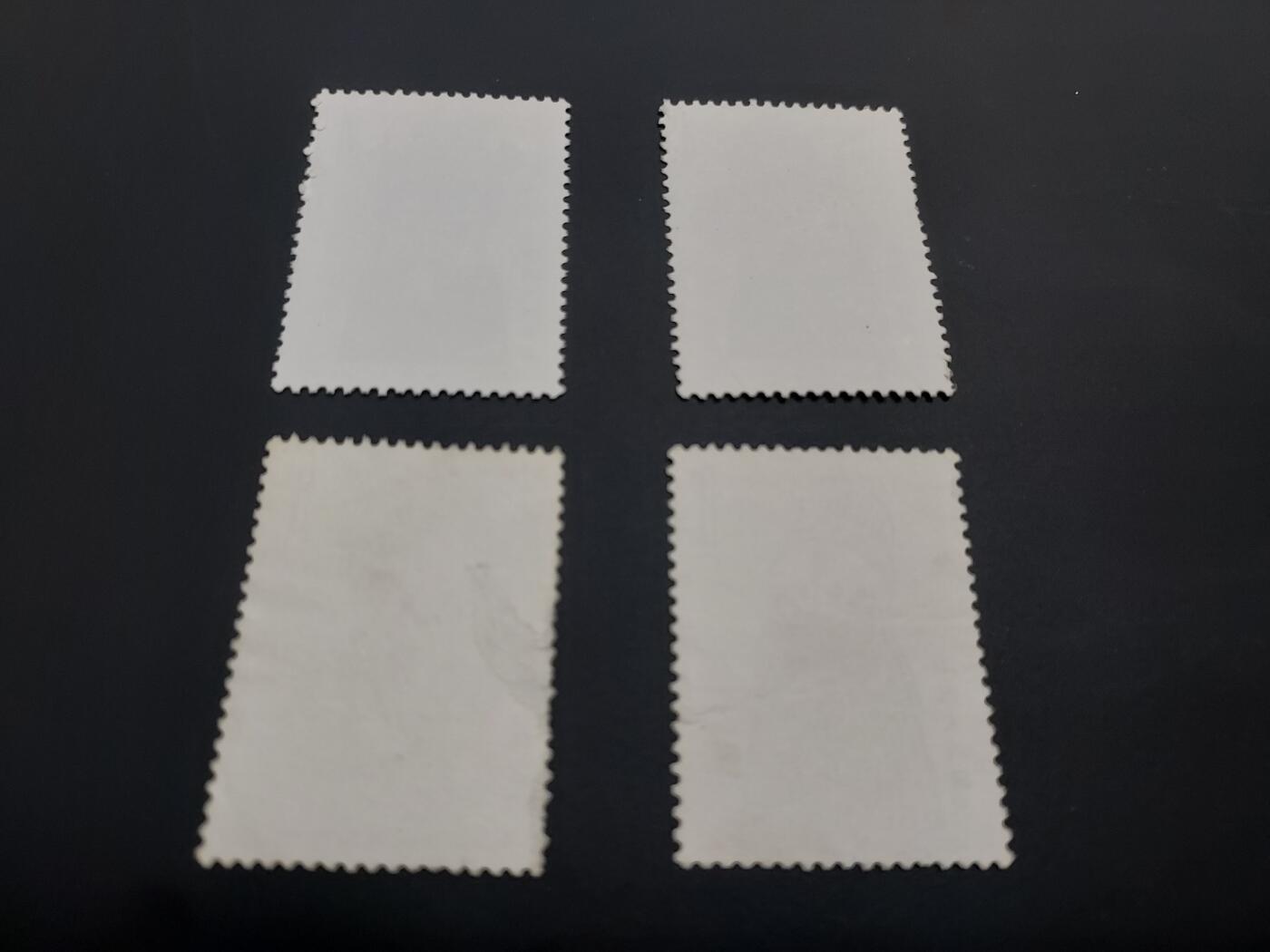 理想集藏 / 博彦收藏   12月10日 8点 邮票专场 全场包邮 脸谱旧票4枚，8-2 4分有折印 8分有弱齿，其他上品