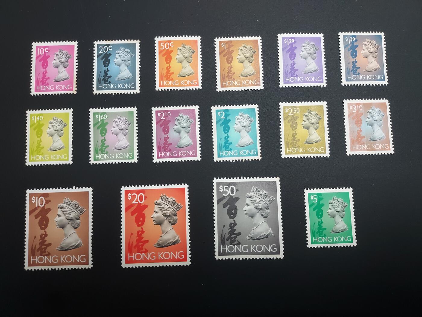 理想集藏 / 博彦收藏   12月10日 8点 邮票专场 全场包邮 香港女皇普票一组，部分有黄 上品