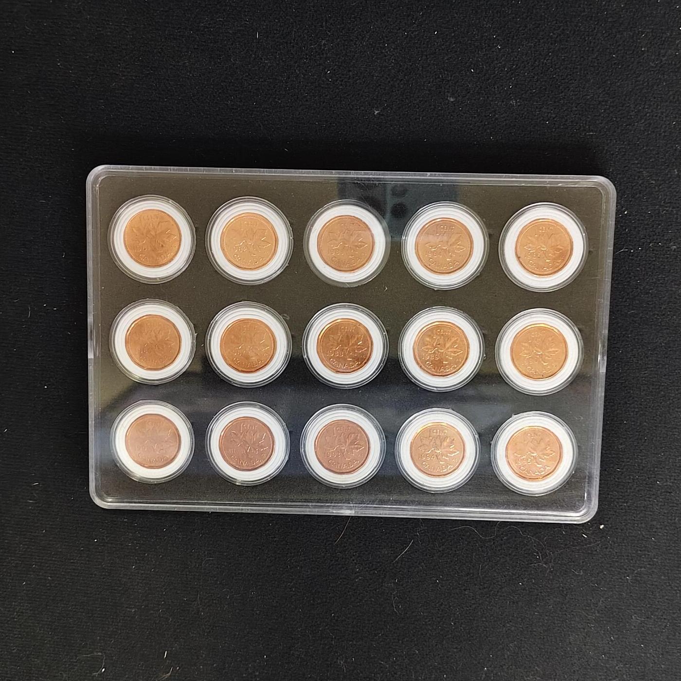 【全场包邮】纯粹捡漏拍482场（免费代拍第19场）-币封+套装+富兰克林（注意佣金） 【盒装套币】加拿大1981-2012年女王连续年份各版本32枚一组