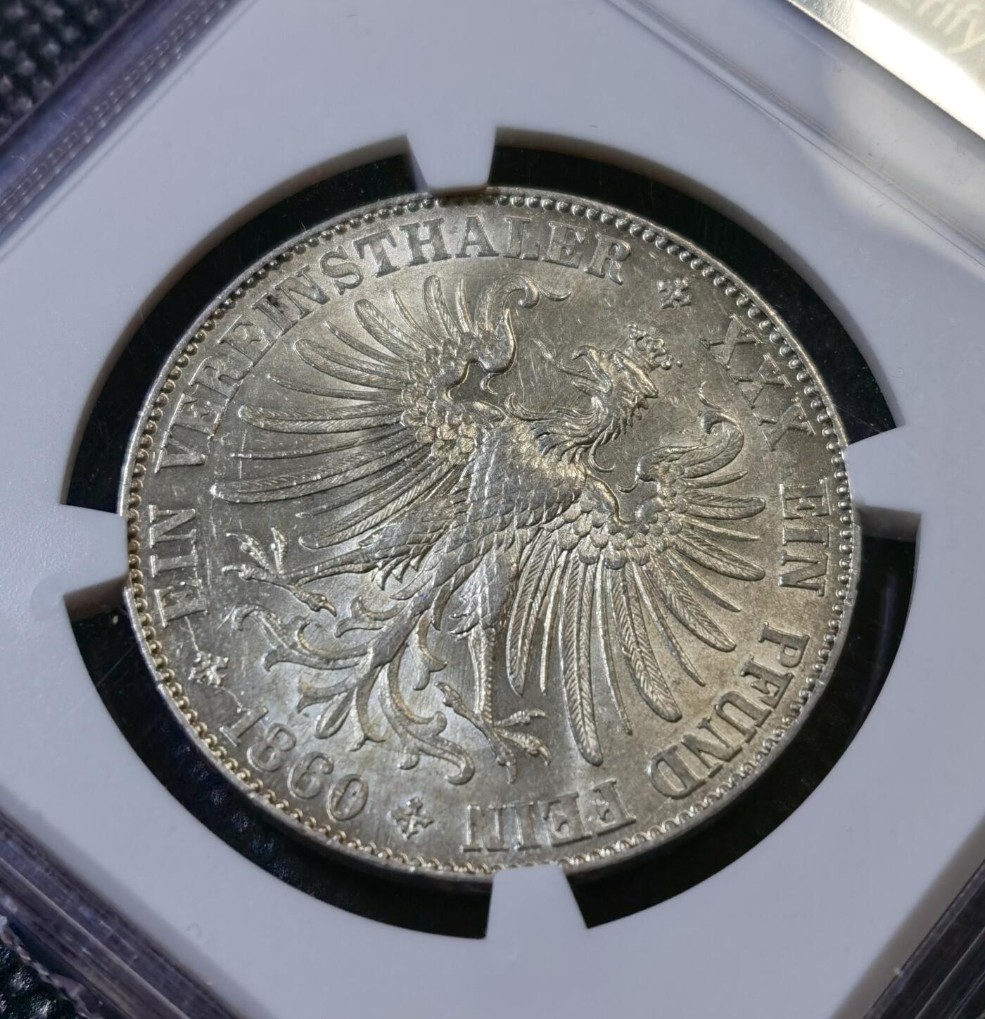 甄臻铺-世界币章拍卖（第42期）送拍享返佣金等优惠多多 NGC-MS61 1860 法兰克福少女（双发髻）1泰勒银币，转光明显