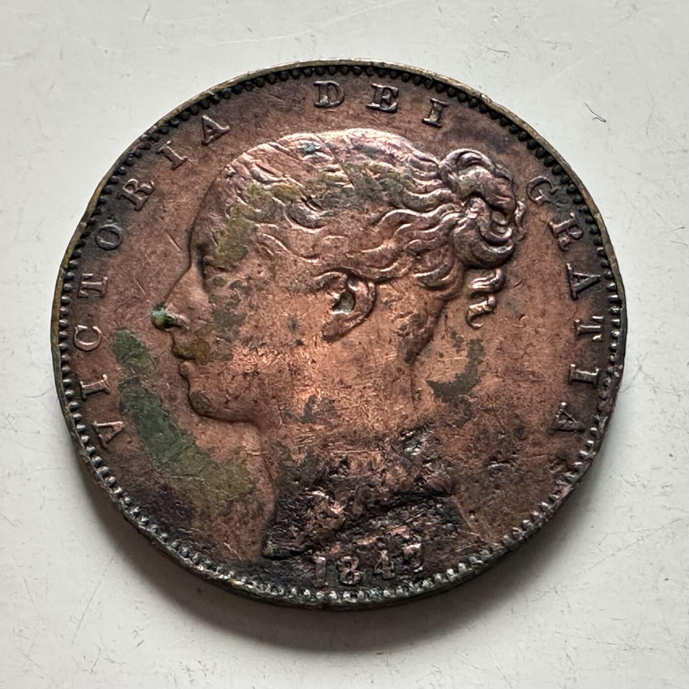 🌹外币初藏🌹🐯2025年第136场  每周二四六晚8️⃣点 接代拍 英国1847年维多利亚一法新铜币 21.7毫米