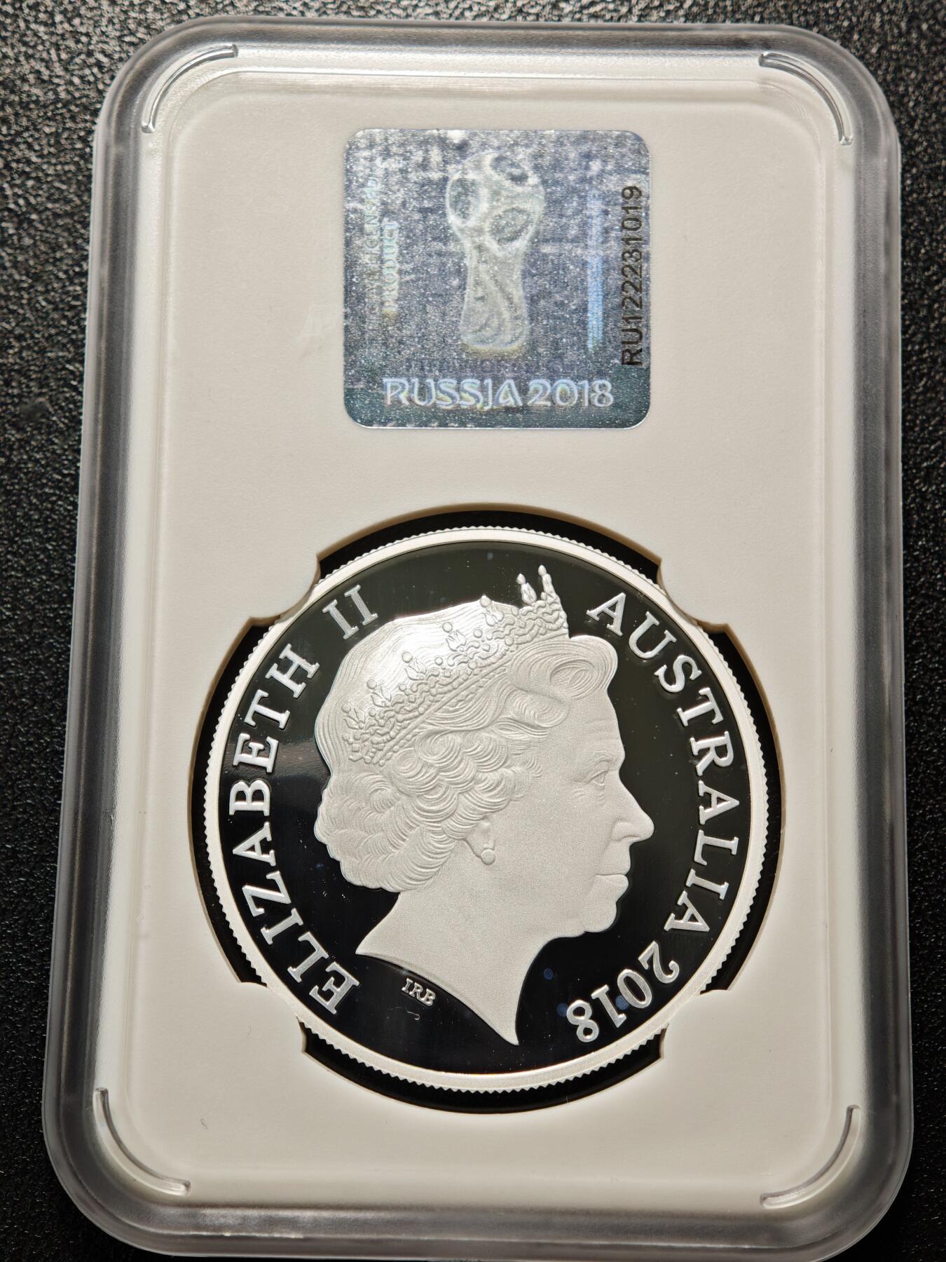 【德藏】世界币章拍卖第156期（拍品征集中~欢迎藏友联系） 2枚一组 2018年 澳大利亚俄罗斯世界杯1元纪念银币 封装版 1盎司 999银