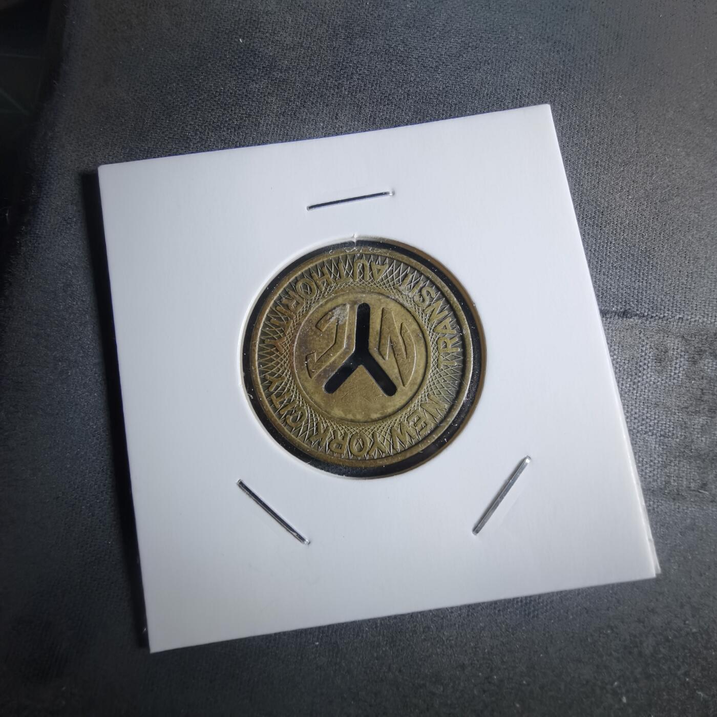 沼泽如烟--第922场 代币