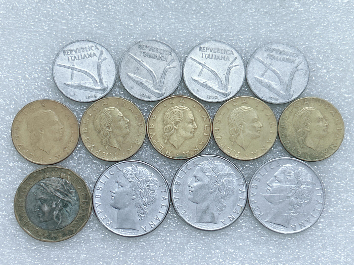 第一海外回流一元起拍收藏 散集专场  第275期 意大利硬币🇮🇹13枚