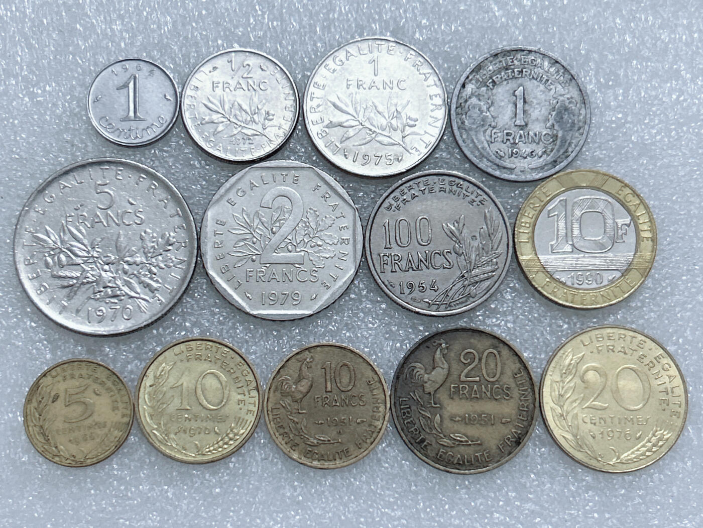 第一海外回流一元起拍收藏 散集专场  第275期 法国不同面值硬币 13枚