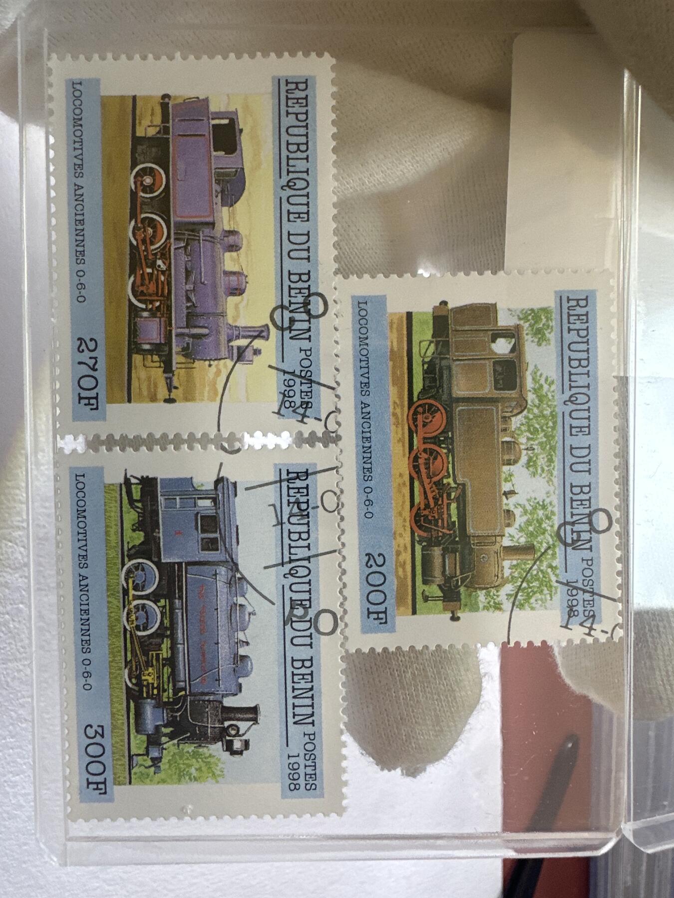 12.6邮票专场 贝宁共和国2998年老式火车系列5枚