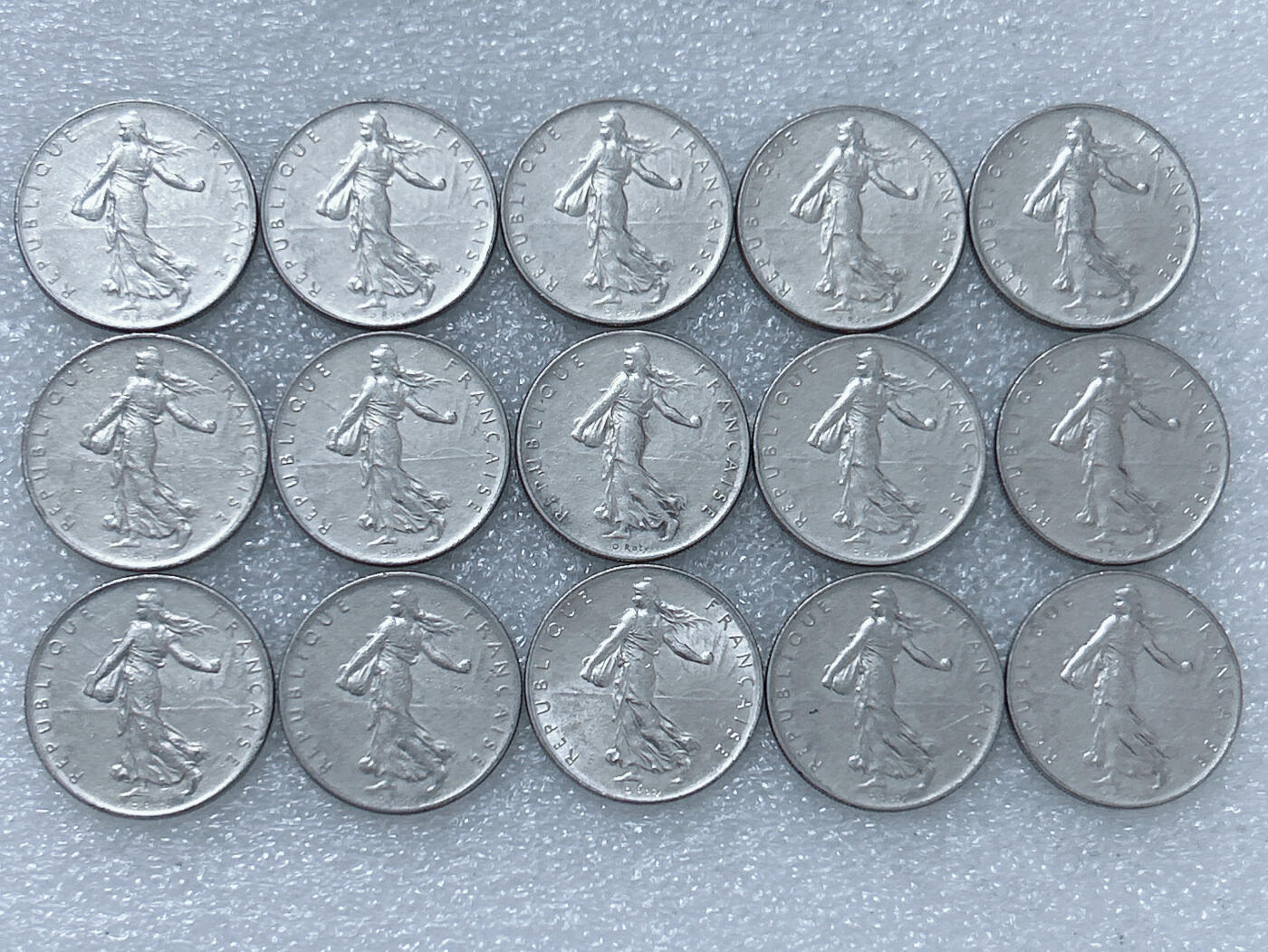 第一海外回流一元起拍收藏 散集专场  第275期 法国1法郎硬币 15枚