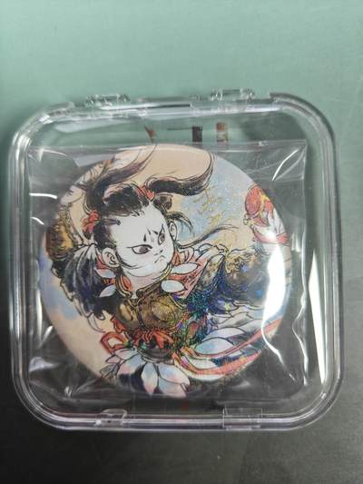 天玑星卡拍第146期《12.4周四截拍》持续收拍收评中 满赠卡需备注 - 【亲签徽章】一泡 西游 红孩儿 徽章 带保护壳