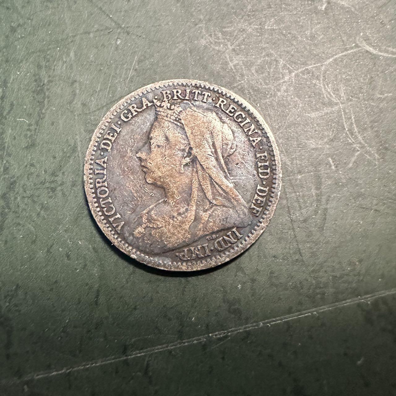 蒂克钱币-第49场 外国硬币散币场 英国1898年 3先令濯足银币