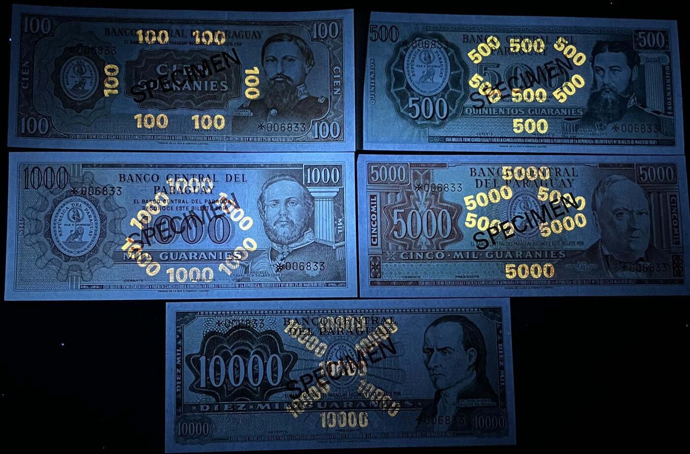 小福收藏拍卖第197期 裸钞场 本期有多张豹子号靓号 百慕大03年50元纪念钞百位号 马来亚和英属婆罗洲开国第一张纸币大冠女王 马来亚 41年1元英王乔六 法属太平洋10000法郎 捷克1000克朗纪念钞千位号  卢森堡 1000法郎  萨尔瓦多样钞 匈牙利 法罗群岛 危地马拉等多国精美纸币 巴拉圭 1979年 100 500 1000 5000 10000瓜拉尼 样钞 全同千位号006833 5张套 unc