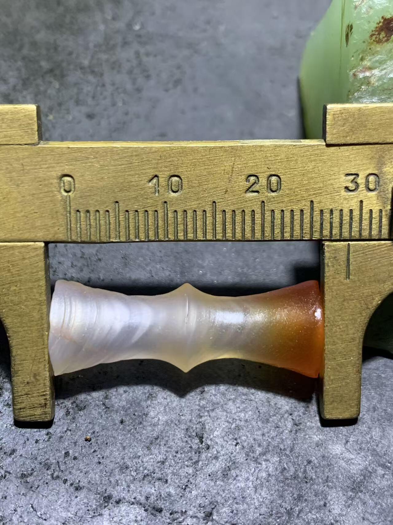 精美亚光风化纹玛瑙竹节珠一颗，