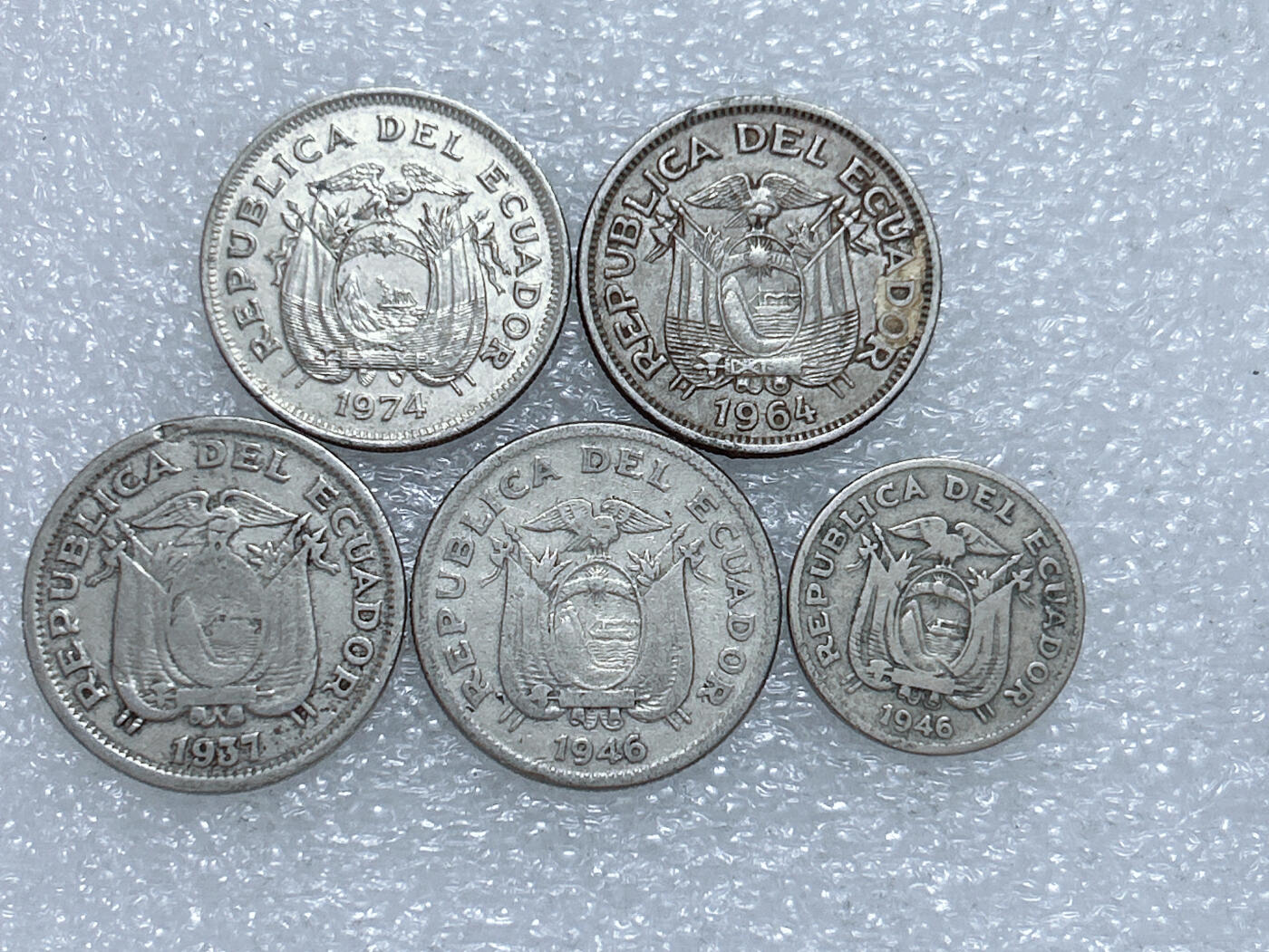 第一海外回流一元起拍收藏 散集专场  第275期 厄瓜多尔硬币🇪🇨5枚