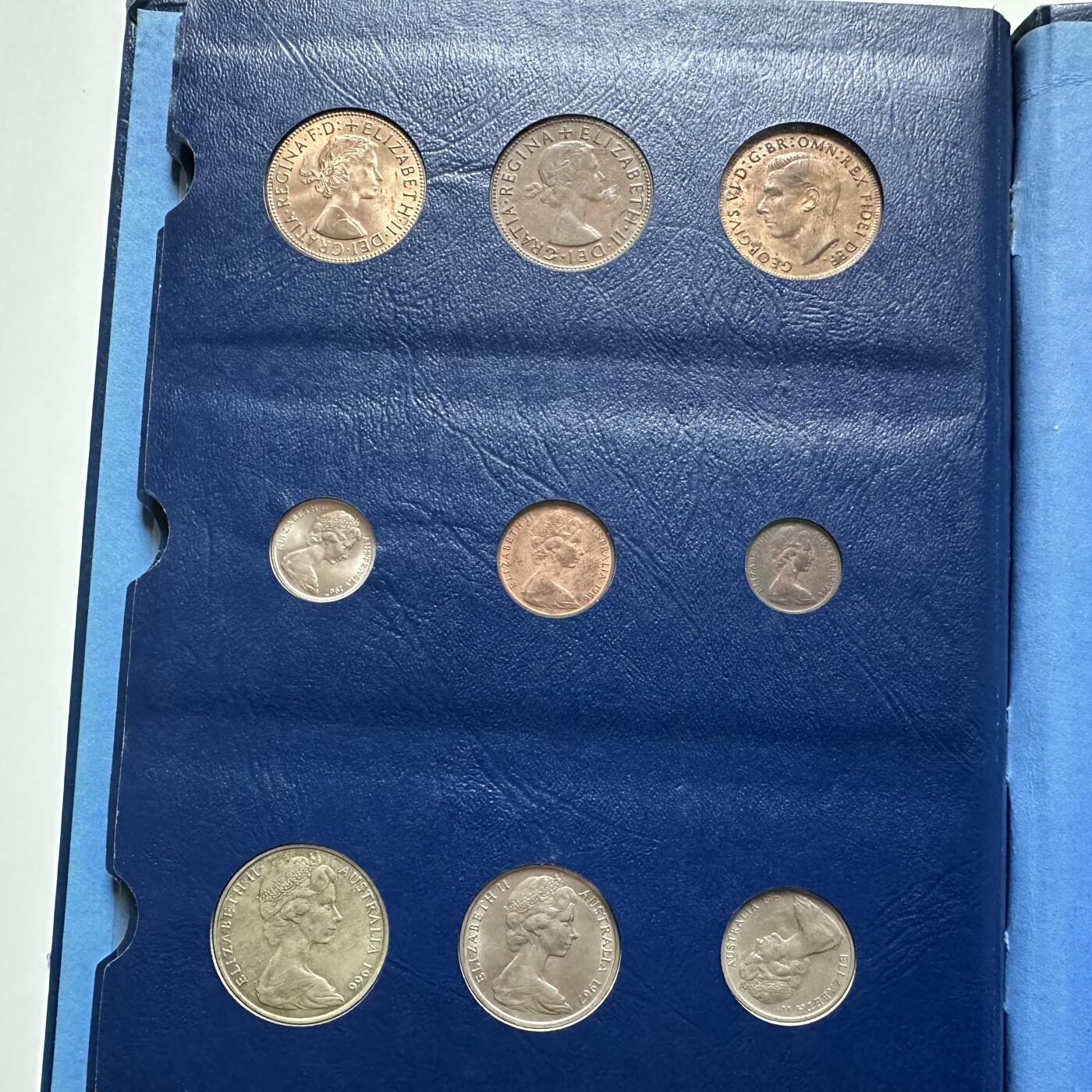 🌹外币初藏🌹🐯2025年第136场  每周二四六晚8️⃣点 接代拍 澳大利亚铜币套币定位册 共17枚含66年50分银币