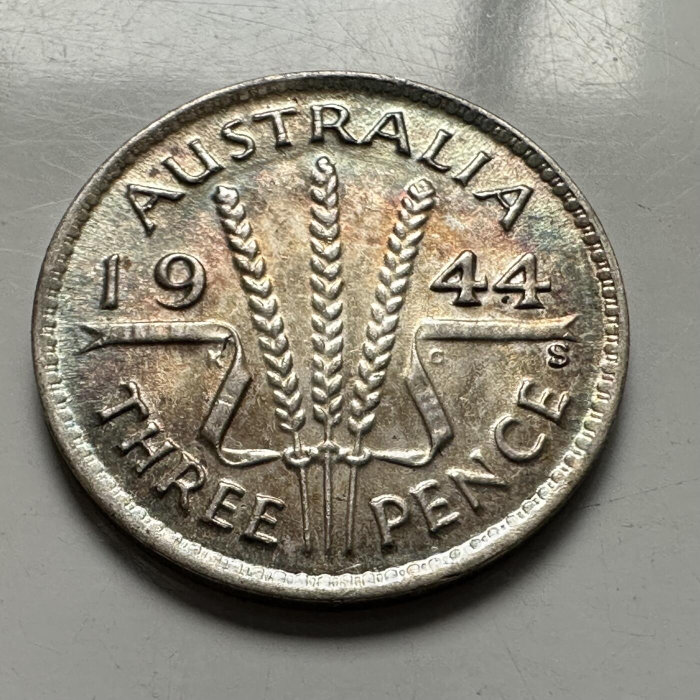 🌹外币初藏🌹🐯2025年第136场  每周二四六晚8️⃣点 接代拍 澳大利亚1944年S版三便士银币 原光高银