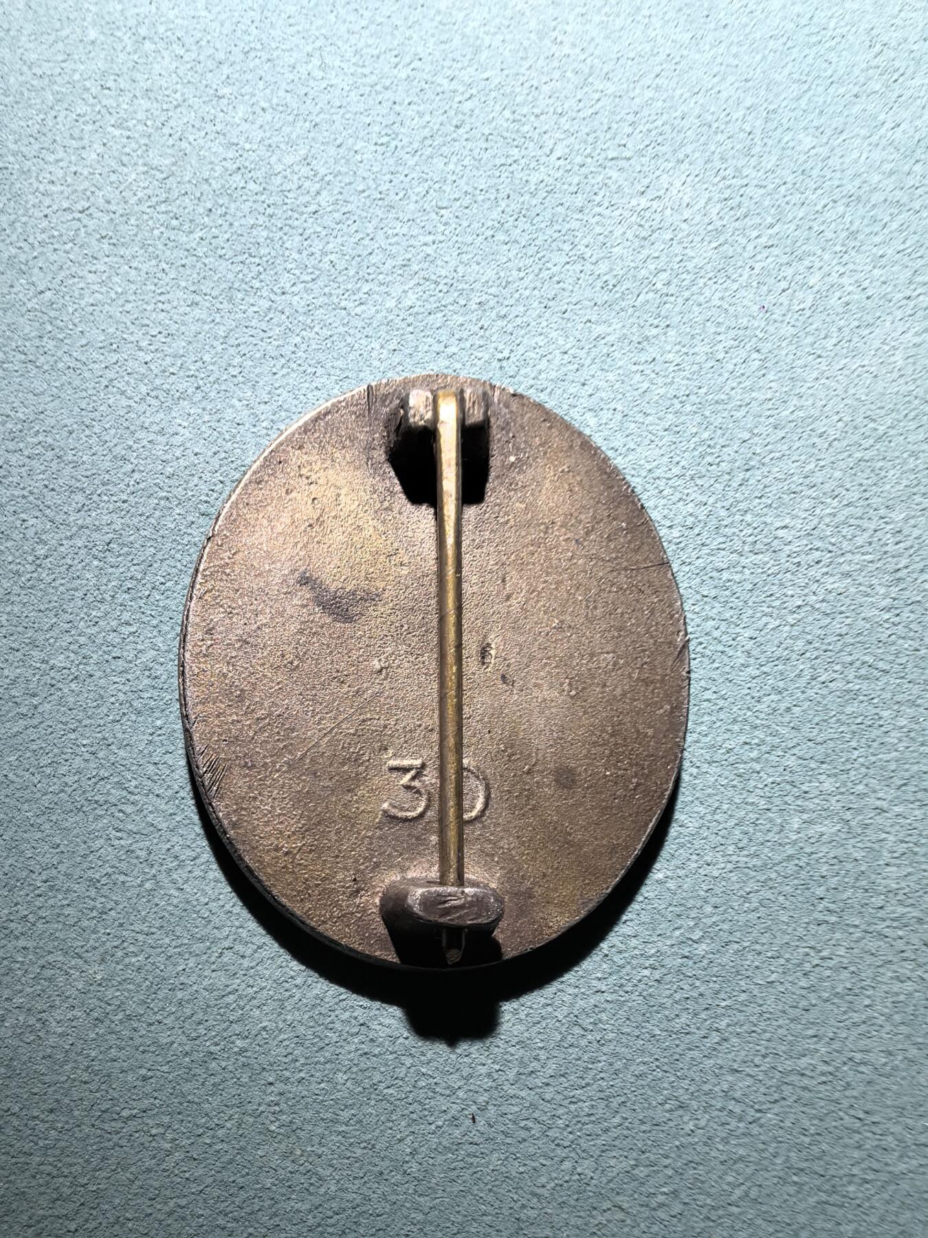 盛世勋华——号角文化勋章邮票专场拍卖第291期 德国（1939）银级战伤奖章 带30厂厂标（Hauptmunzamt）