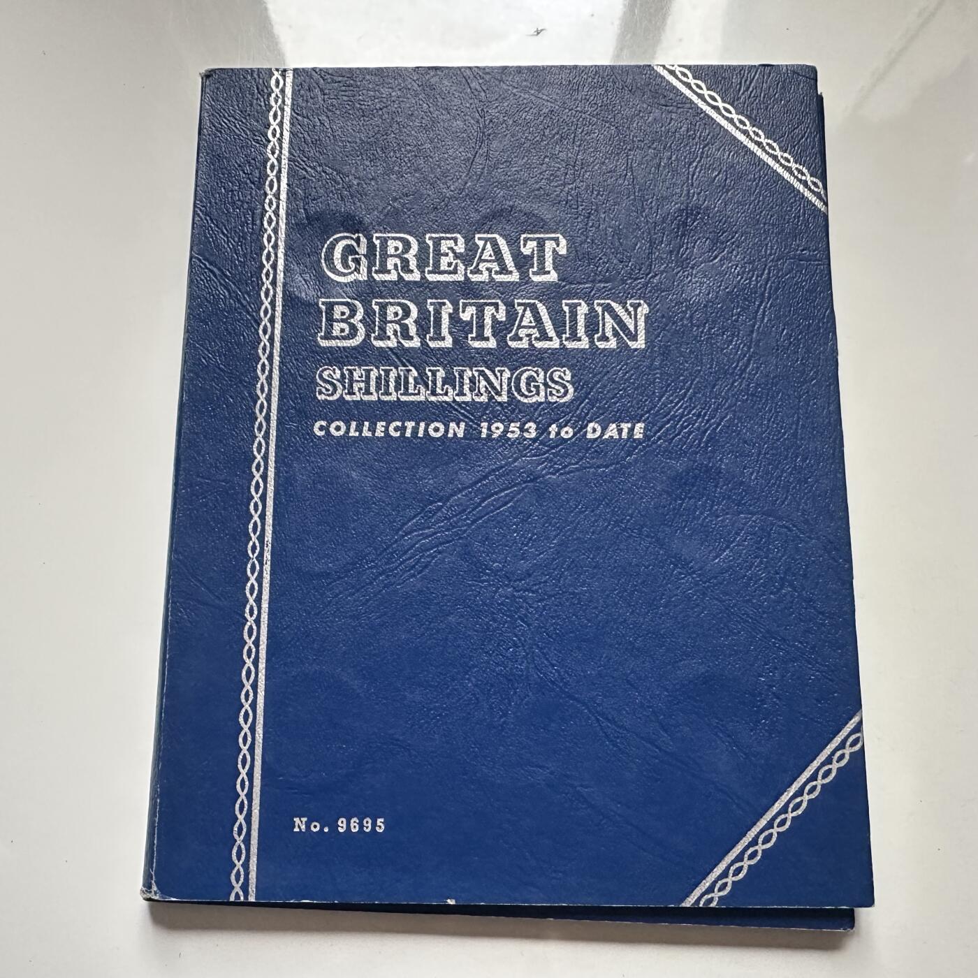 🌹外币初藏🌹🐯2025年第136场  每周二四六晚8️⃣点 接代拍 英国1953-1966年伊丽莎白1先令定位册 全版本年份 大多数原光币 共40枚