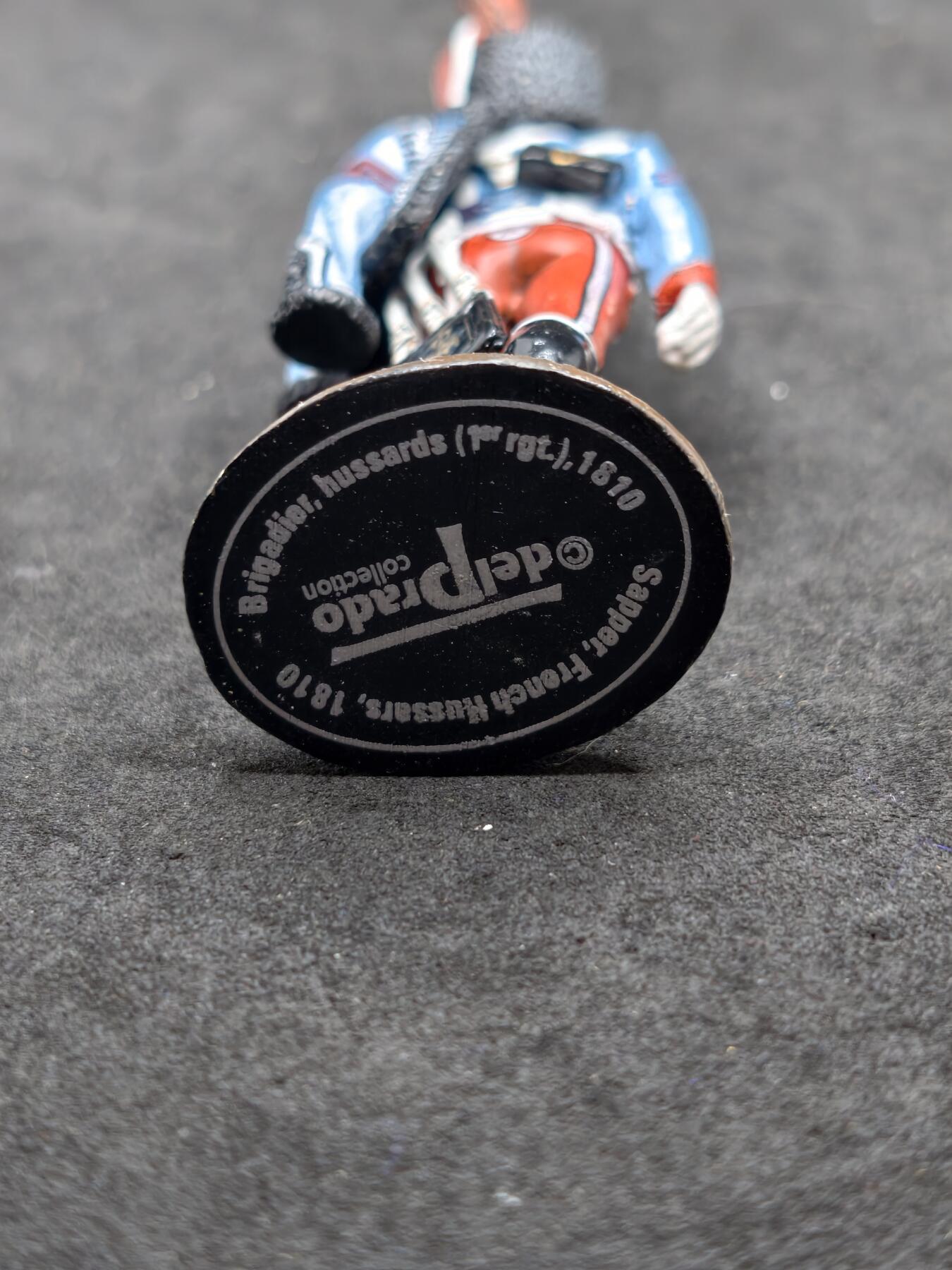 凯旋世界勋赏（第20期）（欢迎送拍）（对拍品有疑问请询问客服，不接受到手刀，出价默认拍品品相。请认真阅读拍卖规则！出价默认已认可！）（收到货请录制开箱视频，无视频概不处理问题。） Del Prado品牌的拿破仑战争时期法军骠骑兵工兵微缩人