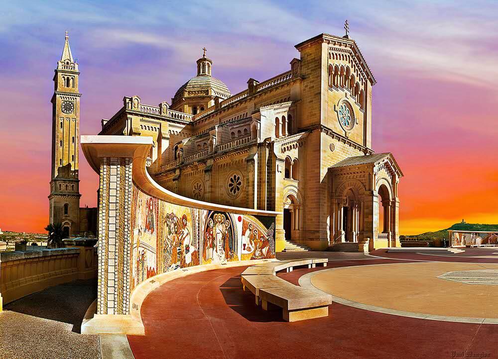 【俄甄集藏】2025年(045)12-03 星期三 晚 19:30 全场包邮 马耳他2014年戈佐岛上的塔皮努圣母国家朝圣地2欧元双色精制样币，信泰 SP67，稀少品种，直径35mm