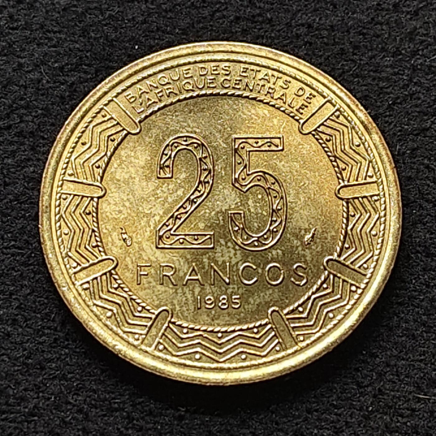 【全场包邮】纯粹捡漏拍484场（免费代拍第21场） 非洲中部地区1985年三羚羊10法郎 BU