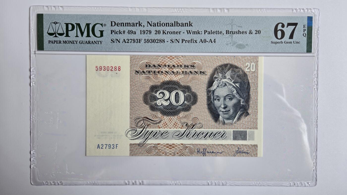 听雨轩精品外币（九十九） 丹麦20克朗 pmg67 稀少a版无47  延斯.尤尔画作团泰因夫人 云雀1979初版