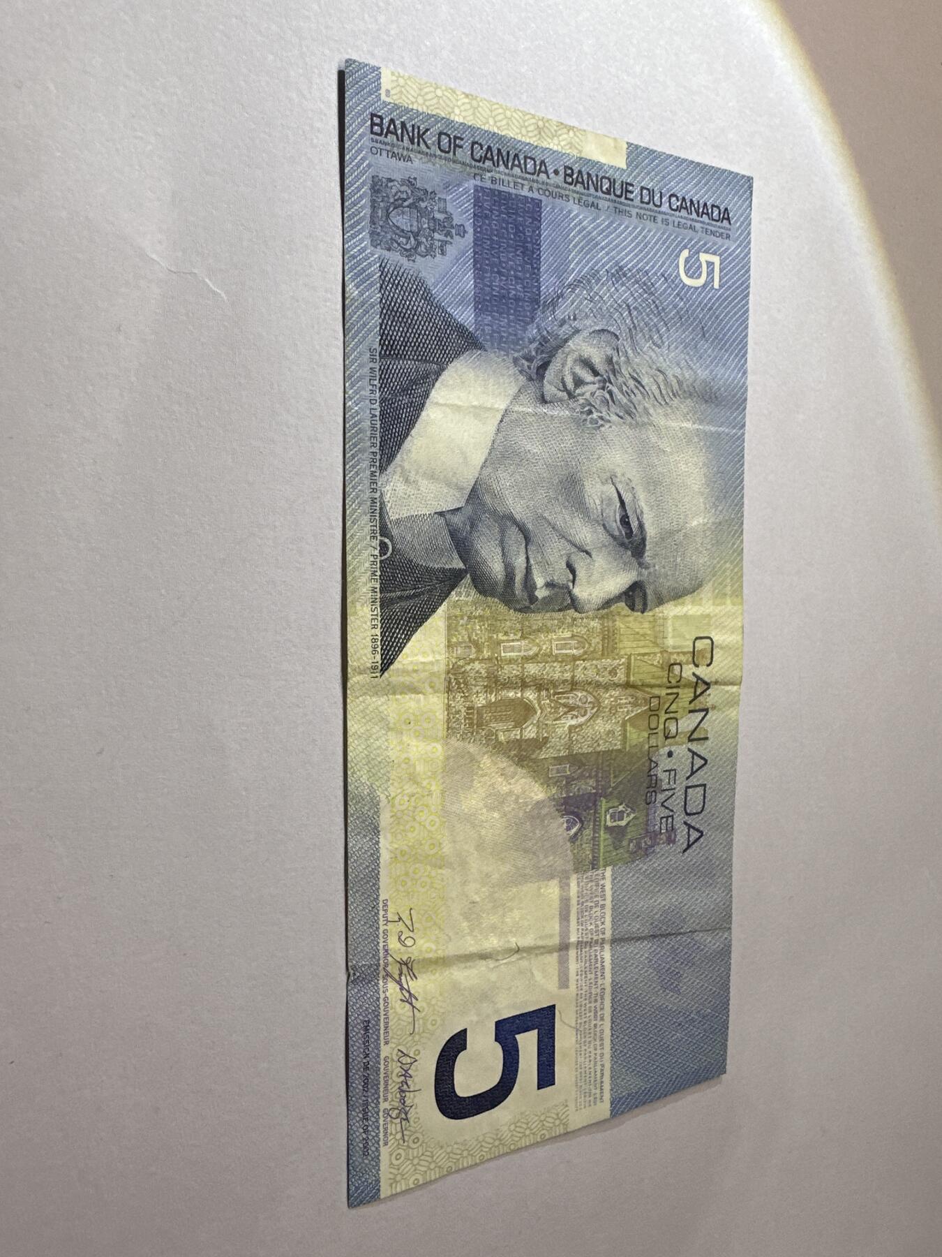 12.5纸币专场 2002年加拿大5元纸币 旅行版 初版无全息