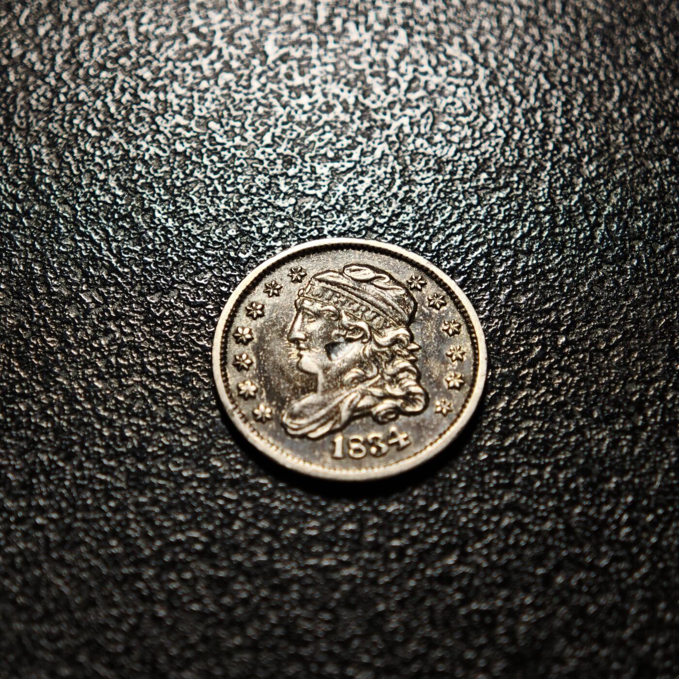 【德藏】世界币章拍卖第156期（拍品征集中~欢迎藏友联系） 1834年 美国早期5美分银币 老包浆 直径约：15.3mm；重约：1.3g