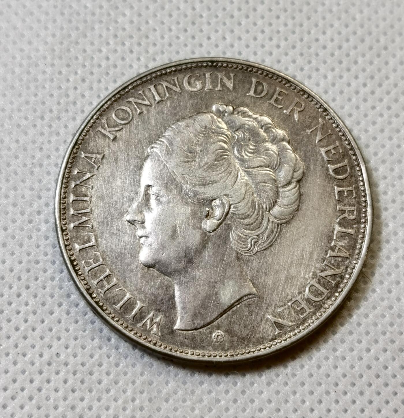 甄臻铺-世界币章拍卖（第42期）送拍享返佣金等优惠多多