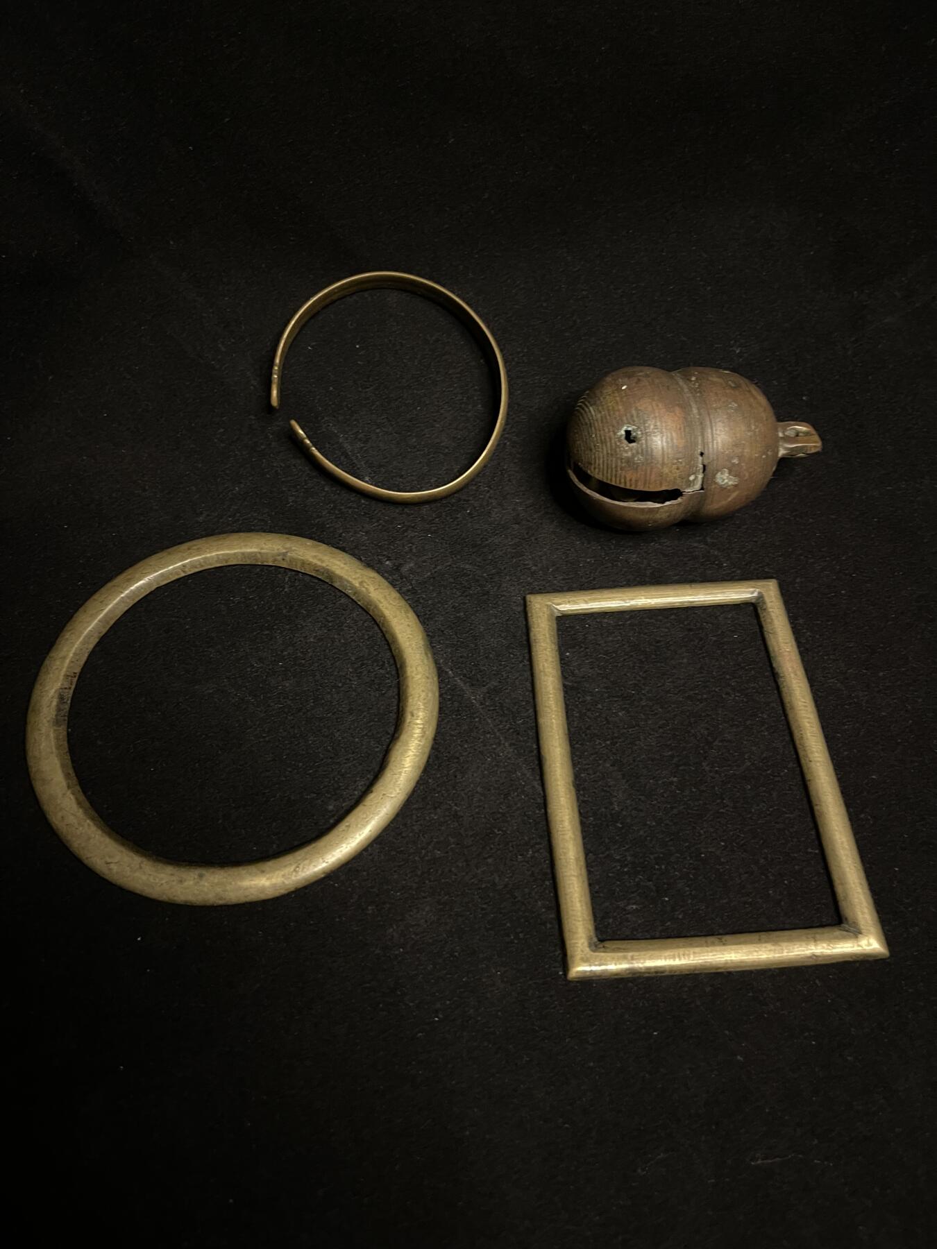 勋章专场 民国铜规矩杂件一组